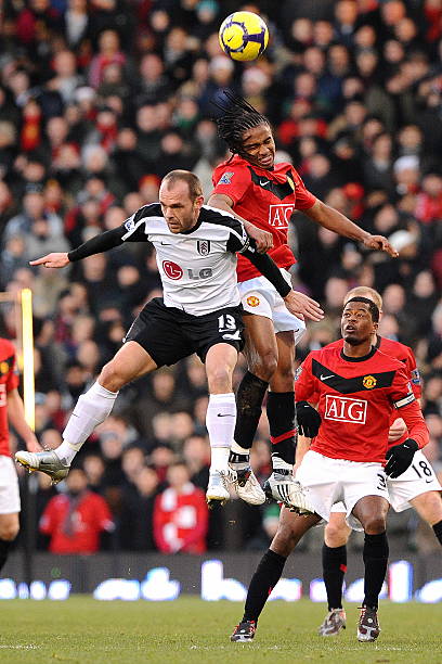 伊布任意球 伊布任意球